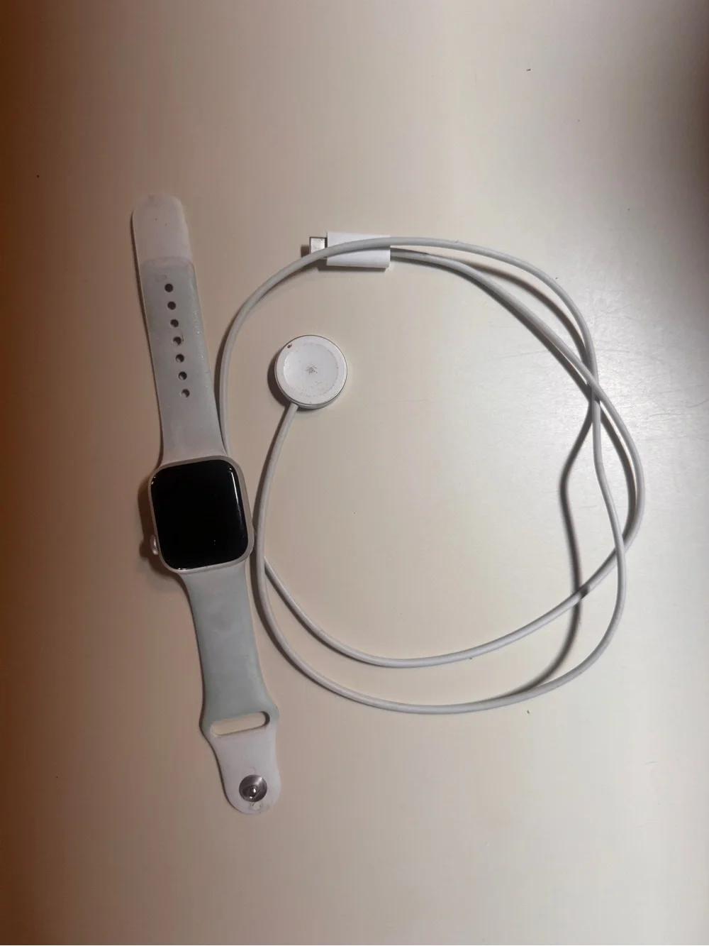 Apple Watch Series 8 Like New (Charger Included)